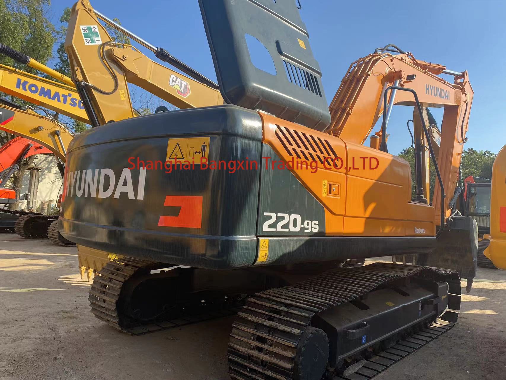 Hyundai R220-9S Excavator Perfect for Your Construction Needs in Korea