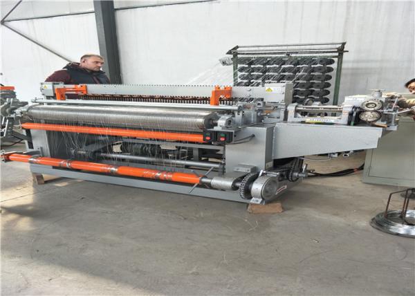 High Producing Wire Mesh Roll Welding Machine With Hole Size 10-100mm