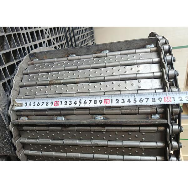 Heavy Duty 3mm Thickness Carbon Steel Plate Conveyor Belt With Baffle For Chip Cleaner