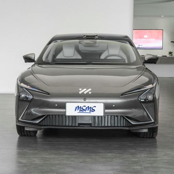 Energy Vehicles Zhiji IM L7 Ev Car For Adults Pure Electric Maximum Speed 200km/h