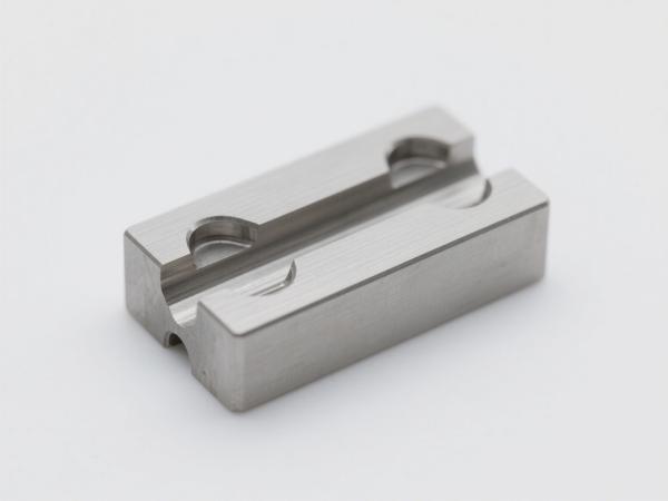  Slot Milling Part Alloy Steel CNC Machining Precision Parts Customized Industrial Manufacturing