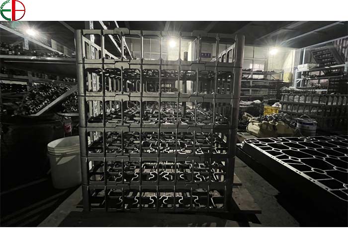 Теплообрабатывающий инструментальный поднос рама Стальная литая сплав для печи Услуги литья нижней пластины Продукт