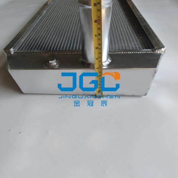 Machinery Accessories UH07-5 Water Tank Radiator Excavator Accessories