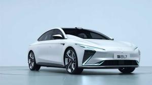 ZHIJI L7 High Performance Electric Cars 615km New Energy Electric Vehicles
