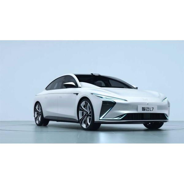 ZHIJI L7 High Performance Electric Cars 615km New Energy Electric Vehicles