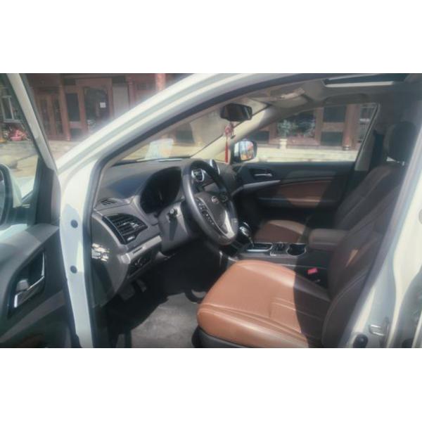 BYD S7 2015 2.0T Automatic Flagship BYD Mid-Size SUV Gasoline 2.0T 205HP L4