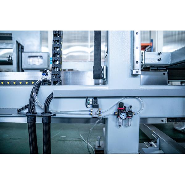Vertical Blade Wire Cutting Equipment 2860rpm 3D Shapes 6m/Mim For Rigid Foam