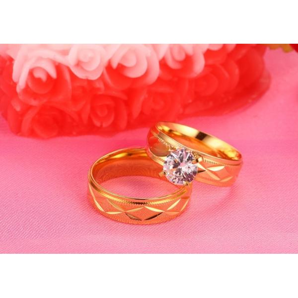 Rings de mariage en acier inoxydable incrustés en or 6 mm pour hommes femmes