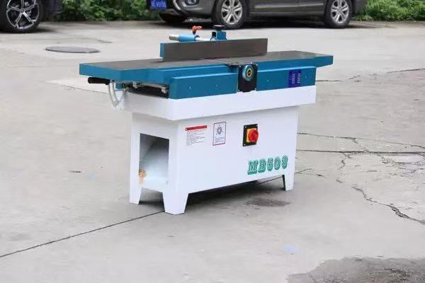 Semi Automatic Carpenter Plain Industrial Thickness Planer 6500r/Min 2.2KW 380V