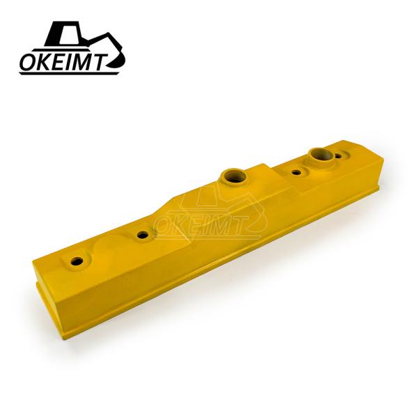 New 6D95 Valve Cover for Komatsu Engine PC200-6  Excavator Valve Chamber Cover