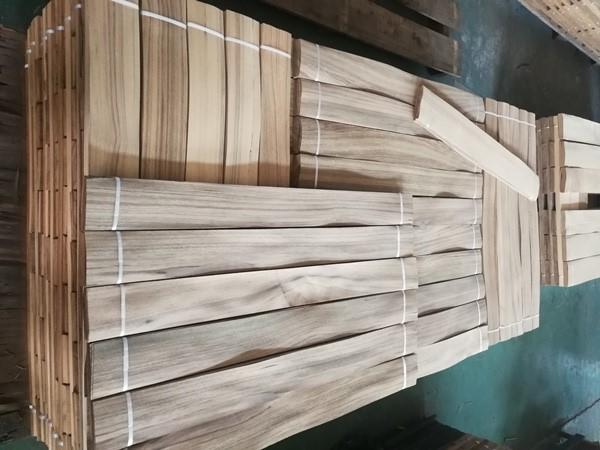 0.5mm Natural Burma Teak Veneer for Engineered Wood Flooring  Usage