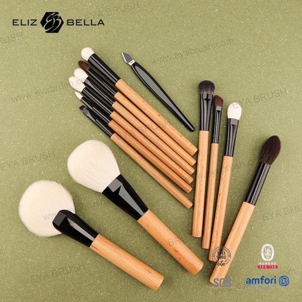 Complétez votre collection de maquillage avec différents styles de pinceaux de maquillage