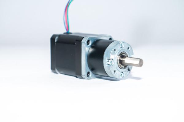 42mm   Nema 17 Hybrid Stepper Motor With Gearbox 1.8° 1.7 A