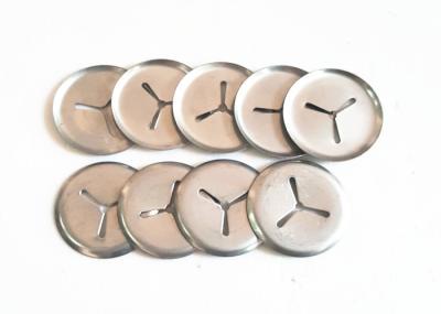 38mm galvanizou os grampos de travamento de aço do auto com os 3 entalhes para tampões plásticos da tampa