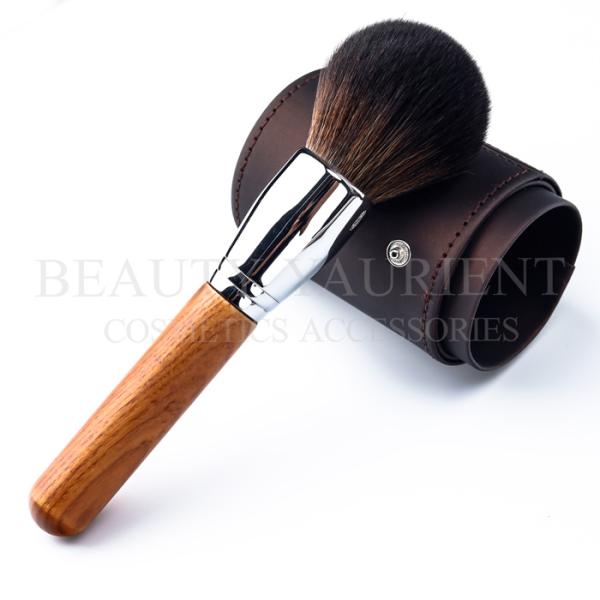 Metal Ferrule Fluffy Powder Makeup Brush Original FSC Wooden Handle