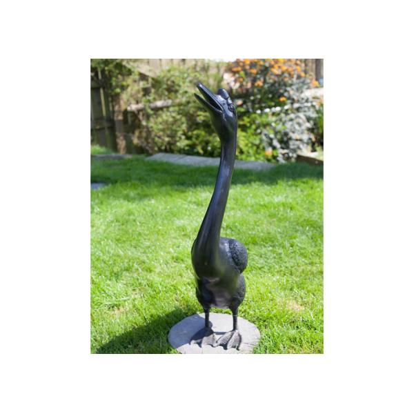 Escultura animal del ganso de la estatua del final de bronce de tamaño natural moderno al aire libre del bastidor