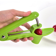 Fruit Vegetable Tools Type Cherry Pitters with Space-Saving Lock Design