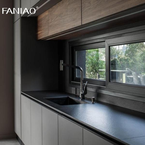 Кухонный шкаф на заказ Вилла Современный Серой Промышленный дизайн Кухонный шкаф с островом