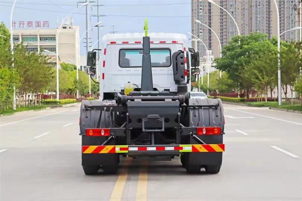 Energy Type Pure Electric 18CBM Hydraulic Hook Lift Rear Loading Trash Bin Waste Collection Vehicle for Waste Management