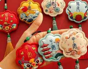 Chinese-style sachets, embroidered amulets, lucky charm pendants, tassel sachets, festival gifts, custom-made sachets