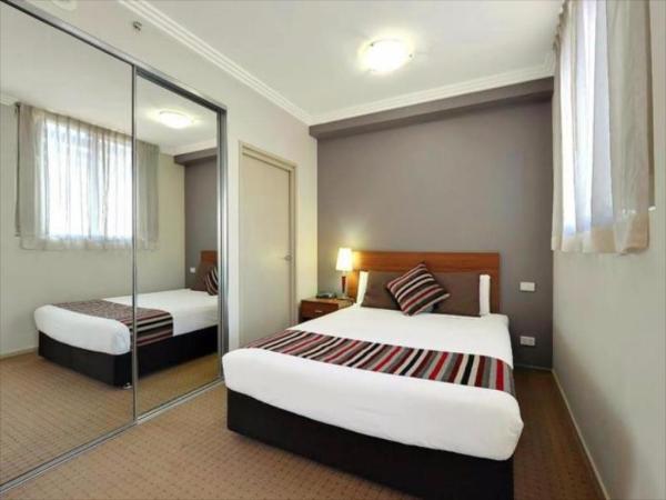 Hotel Standard Studio room furniture of Laminate wood made panel bedroom sets with Leisure sofa and TV tables