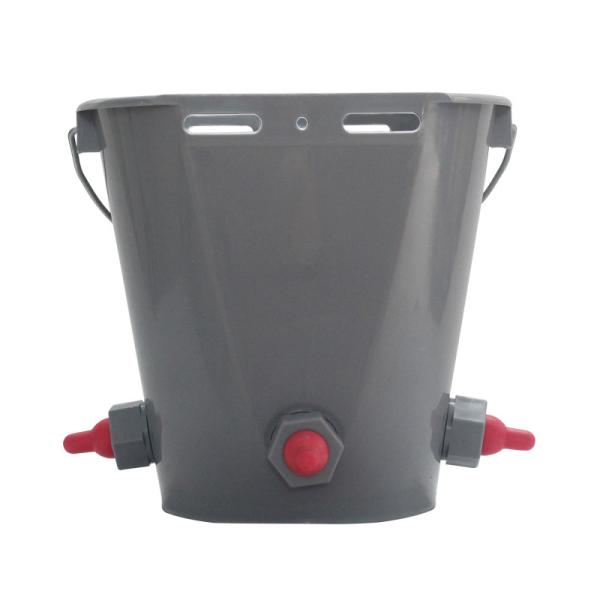 Green/Gray 8000ml Plastic Baby Goat Feed Container with 2 to 4 Feeding Nipple