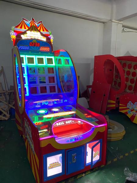 Melhor lucro de receita Monstro de bola lançando bola de arcade área de sala zona de entrada bilhete de parque comercial resgate mac