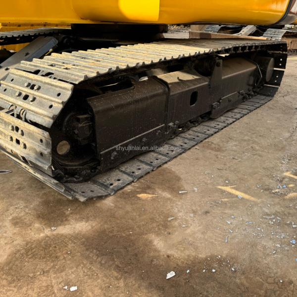 Excavateur Komatsu PC56 de 5 tonnes d'occasion Systèmes d'économie de carburant Systèmes de travail Couleur originale