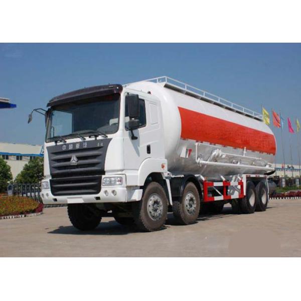 Напудрите материальную навальную тележку бака SINOTRUK HOWO 371HP 8X4 RHD 36-45CBM ZZ1317N4667W