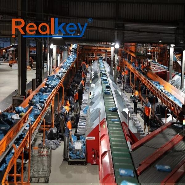 Trieur à courroie transversale Realkey – Conçu pour une efficacité logistique à haut volume