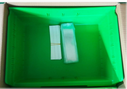 Складируемый пластиковый контейнер для автозапчастей