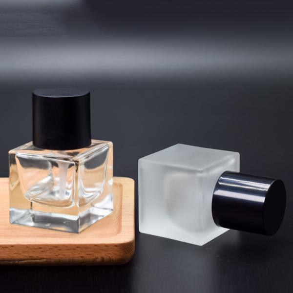 30ml Glass Bottle with Groove Design and Inner Gasket Perfect for Leak-Proof Cosmetic Packaging