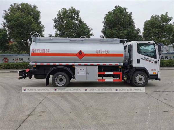 Factory Price 4wd Truck 6ton Oil tank Truck off Road 4x4 Fuel Tanker Truck