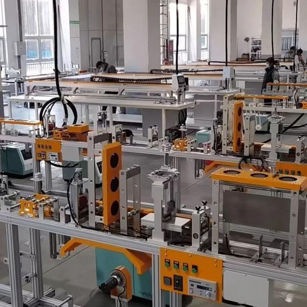 Máquina de fabricação de persianas de honeycomb semi-automática personalizável para necessidades de fabricação únicas