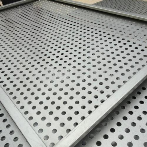 100mm Aluminum Perforated Sheet SUS304L SUS301