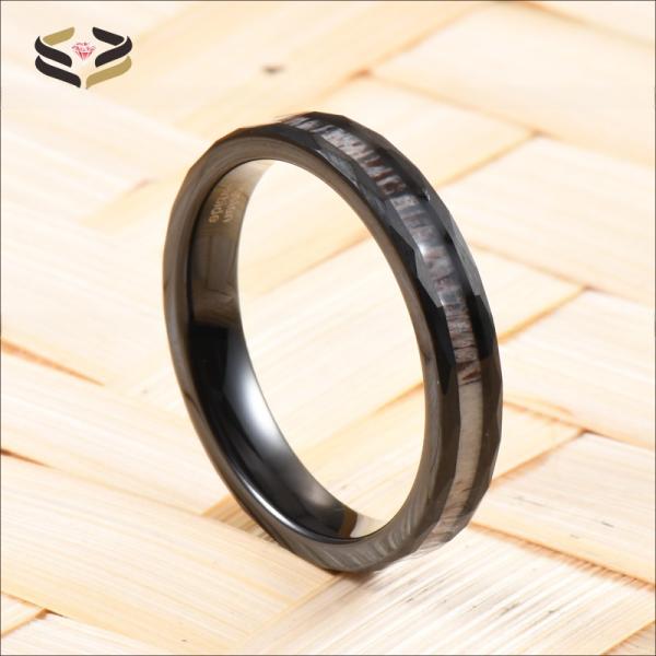 4mm Deer Antler Inlay Hammered Black Tungsten Ring pour les femmes Band de mariage Confort Adapté Préparation d'échantillons et type religieux