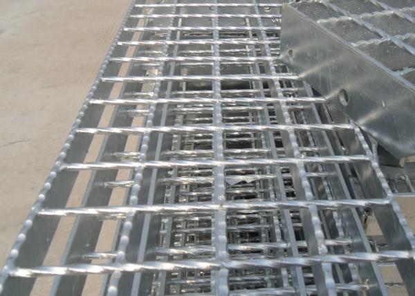 Galvanised Flat Bar Serrated Steel Grating Platform Steel Floor Grating