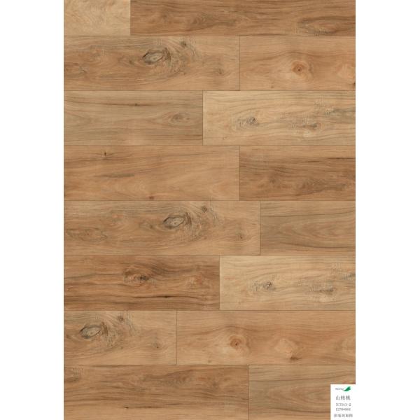 Eco-friendly Luxury Vinyl Tile Flooring 100% PVC Material OEM / ODM