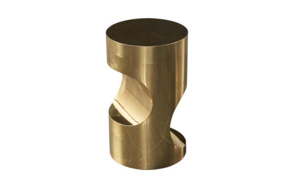 Acier de contour Table à café nordique Fluidité style métal ancien