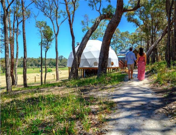 World Class Eco Camping Dome Tents , 8 M Wind Resistance Resort Dome Tents