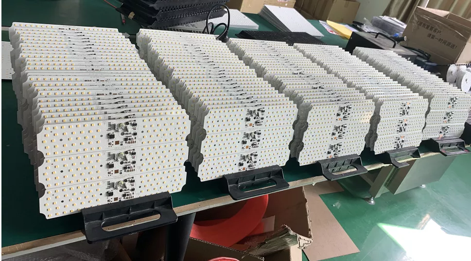 цветовая температура модуля 5700K СИД DOB 30W 50W SMD3030 SMD2835