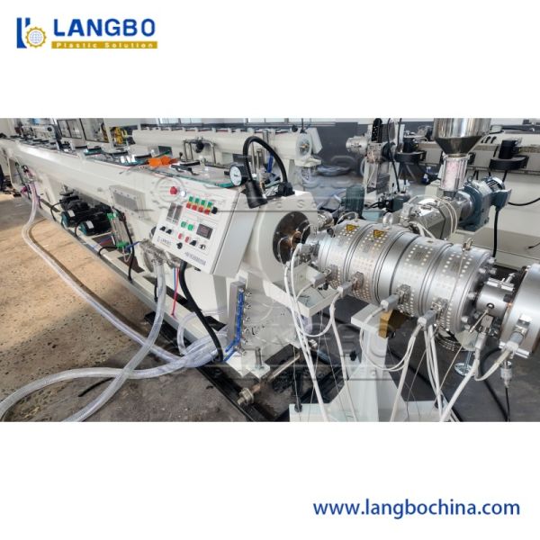 Single Screw HDPE Pipe Extruder Machine with Omron Temperature Controller and 33:1 L/D Ratio for Fully Automatic Pipe Making
