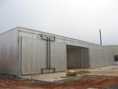 Class IP 55 Wood Drying Equipment Lift Sliding Door Forklift Loading