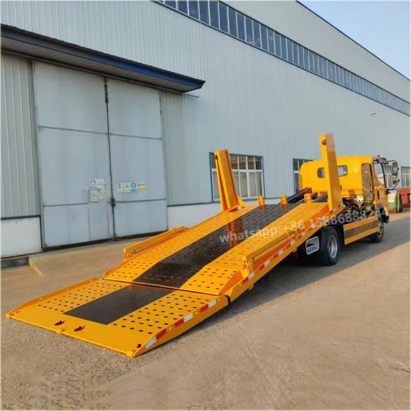 SINOTRUCK 4*2 Transportador de vehículos de plataforma de tres posiciones Transportador de automóviles para el transporte de tres automóviles