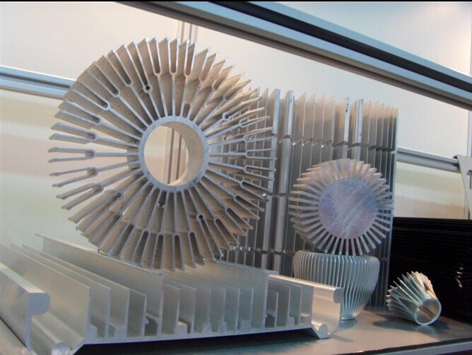 Mold Making High Precision Aluminum Machined Parts 7001 Alloy Abrasion Resistance 