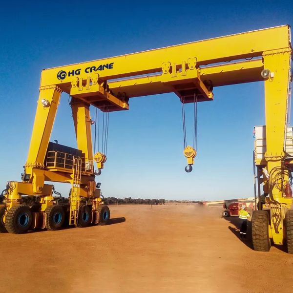 Customized Lifting Mechanism Rubber Tyre Container Gantry Crane 10 Ton 20 Ton 40 Ton 60 Ton RTG Crane 30 Ton Straddle Carrier