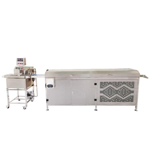 Stainless Steel 304 Chocolate Enrober Machine Long Service Multiple Capacity