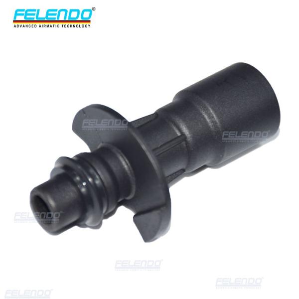 Vehicle Hoses Water Pump Oil Cooler Pipe for Land Rover Discovery 4 LR028136