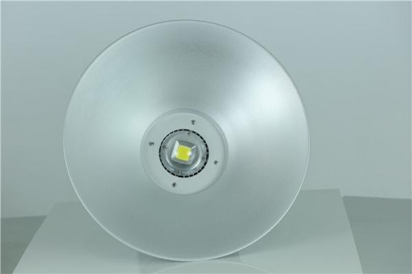 O diodo emissor de luz alto comercial da baía de Tranditional ilumina a dissipação de calor HKV-GKD043-50W
