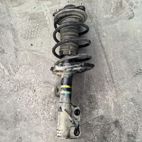 Used Fenghua Suspension Shock Absorber for OE 7210011CDE0200 Universal Fitment 1 Year Warranty